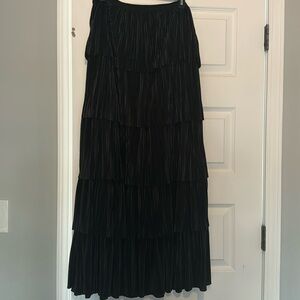 BB Dakota ruffle pleated skirt sz 4 tiered maxi bohemian classic elegant